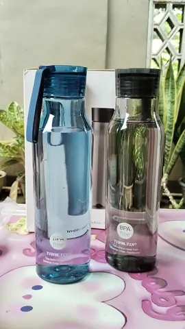 botol minum estetik ukuran 750 bahan tritan.yang mau samaan aku sudah siapin keranjang nya ya 😉#botolminumestetik #botolminumsekolah #botolminumolahraga #botolminumtritan 