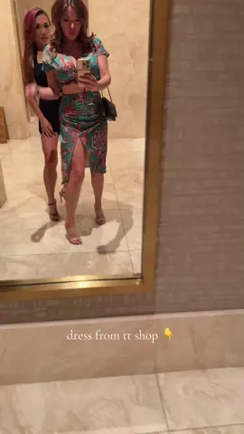 This dress was the real MVP of the night 👇💚#TikTokMadeMeBuyIt