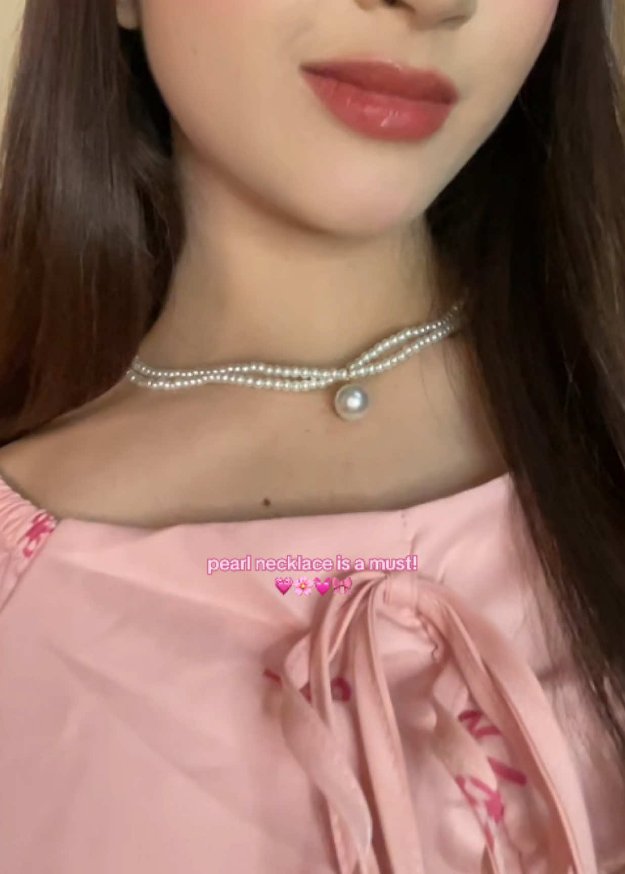 MUST BUY! pearl necklace, necklace for women! #pearlnecklace #necklaceforwomen #necklace #coquette #girlythings #outfit #accessories #fashionideas 