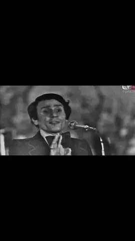 في حضرة الفنجان وعبق الذكريات ،    ينسج عبد الحليم كلمات تحكي عن حبيبة القلب النائمة في قصر مرصود… وعيون سعاد حسني تضيء الشاشة بوهج لا يُنسى، كأنها روح تهمس بأسرار الزمن الجميل . #عبدالحليم_حافظ_العندليب #سعاد_حسني#عبدالحليم_حافظ_التيك_توك #fyp #4u#اكسبلور #العندليب_الأسمر 