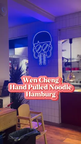 The most famous Biang Biang from Berlin has arrived in Hamburg! 🎉 For all biang biang noodle lovers — the wait is over! Wen Cheng has opened its very first restaurant in Hamburg. 📍 Located at Grindelhof, just a short walk from U1 Hallerstraße. The restaurant has plenty of seating, both indoor and outdoor. The menu is diverse, with vegetarian and vegan options too. We always go for their rich biang biang noodles — a perfect balance of coriander, chili oil, and garlic. 🌶️🌿🧄  Oh, and don’t miss their Sichuan bao buns… a must-try! 🥟🔥 omg, this is so tasty!  #hamburg  #hamburgfood #hamburgfoodie #hamburgfoodguide #geheimtipphamburg 