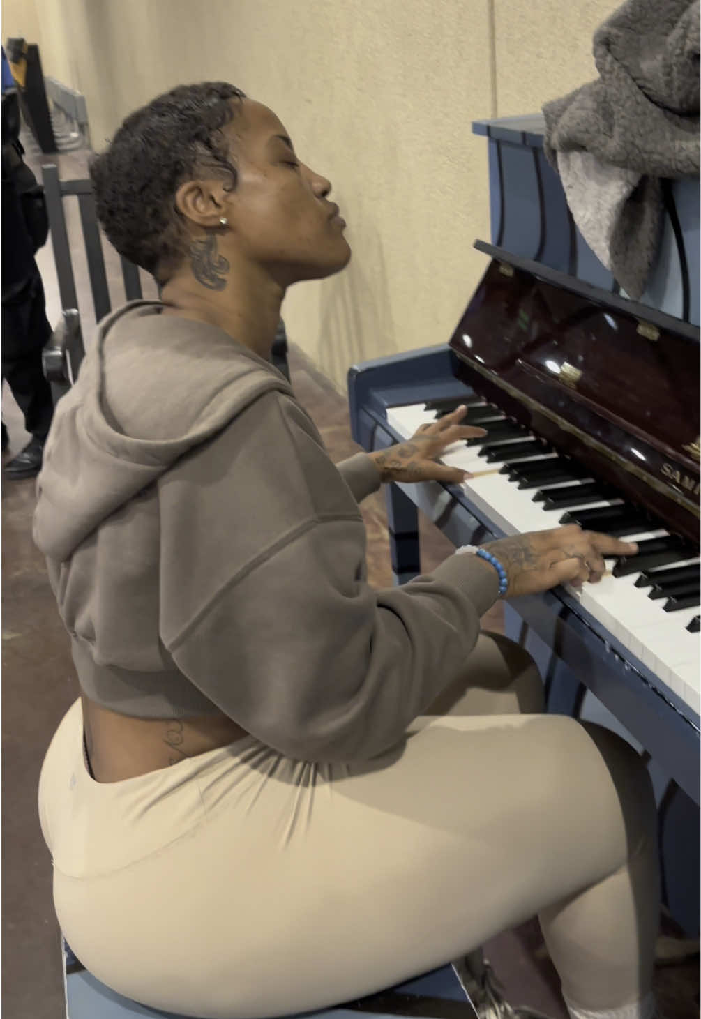 I finally decided to use this piece I been playing since I was a kid I composed my self to go on my EP . Maybe this will give you a hint of why I have been documenting my self on @jhonnis_journey . This is not going to be any type of music you ever heard me release to the world . Everything is LIVE for this EP . Imagine what I have been creating with other people from the @renaissanceorchestra_  like @tabeekthe_violist and @needtk that I’ve called to work with me .  Also been working with @ladeidrums (drums ) @shana.b.music (bass ) @pandathebarber1 (keys ) @1saucegoddre engineering and placing thing in the most amazing form . I’m very proud to be working with some of the players that are apart of them . Someone asked me what makes me different……  I am not a singer . I am a vessel . A star 💫 . One of a kind . IM JHONNI 🎹 🎥 : @iamchinamonai