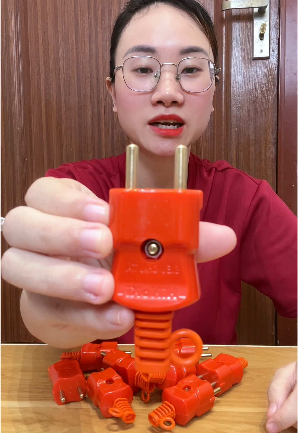 phích cắm điện chịu tải tốt 3000w #havuivereview98 #dogiadung #phichcamdien 