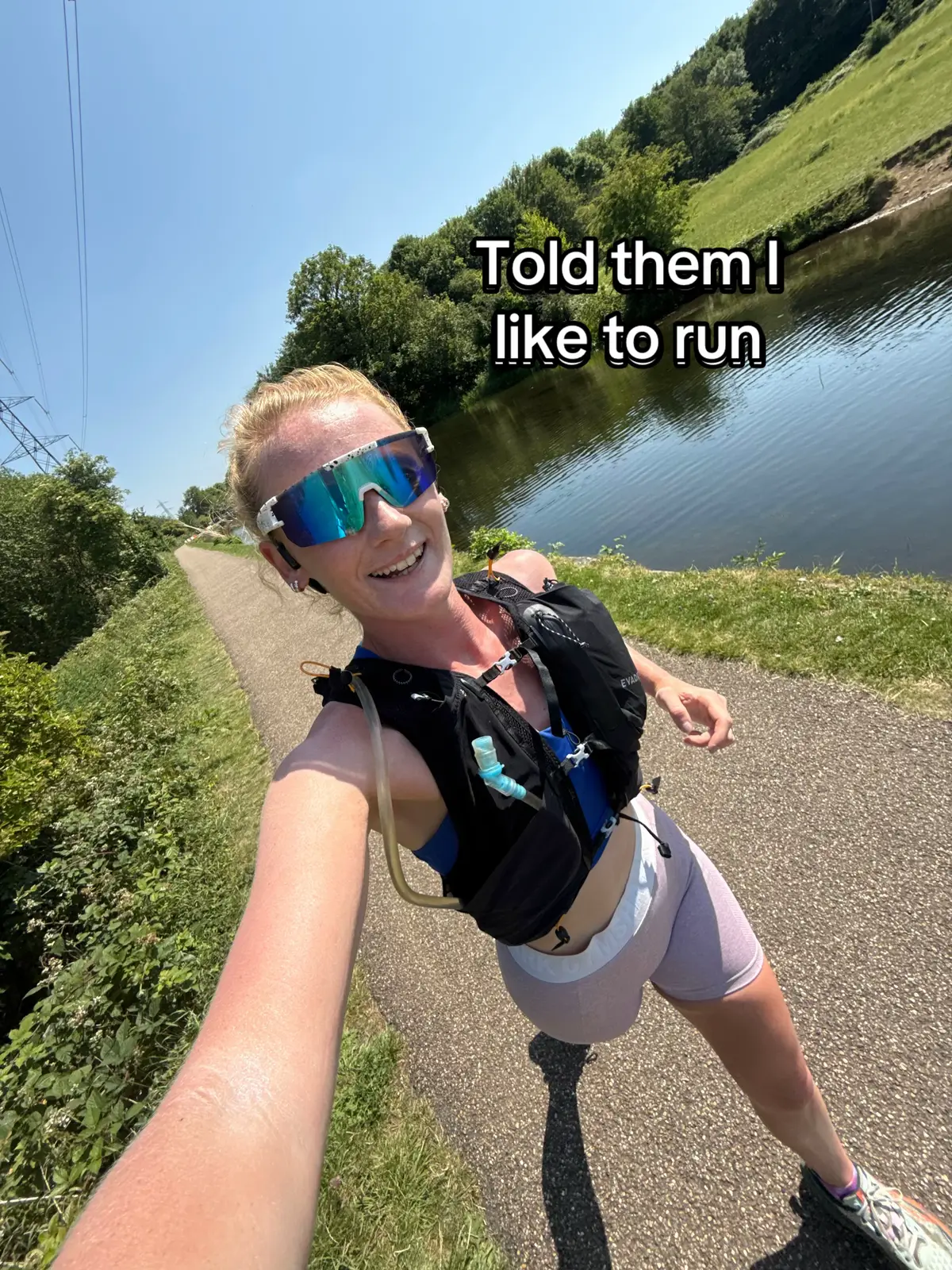 Hehehe no digs on run club and coffees coz I do love a run club & coffee but she’s an ultra gal now #racetothestones #ultramarathon #runner #ultramarathoner #Running #theridgeway #foryoupage  