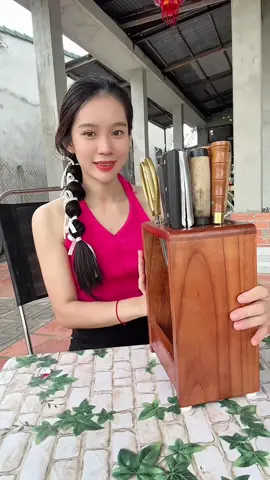 Nhà bếp ngăn nắp chỉ với 149K! 🗡 Giá để dao kéo gỗ sơn PU – đựng được cả dao to, kéo nhỏ!#giadedaokeodanang #kededaokeo #giadungnhabep #giadung 