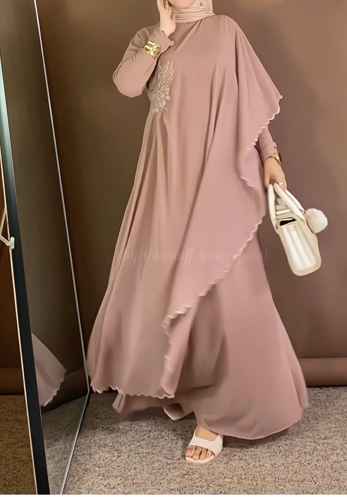 KLIK BELI DISINI👉🏻 @Vitastuff  🤏🏻