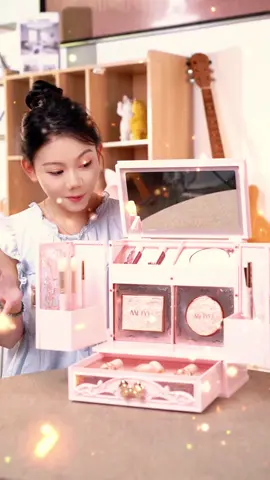 Món quà xuất sắc cho các bạn gái 🥰 #quatangbangai #boquatang #quatangnguoiyeu #reviewlamdep #xuhuongtiktok #botrangdiem #goclamdep #botrangdiem #quasinhnhat #botrangdiem #flowerknows  @Tiệm Mỹ Phẩm Trung Hoa 