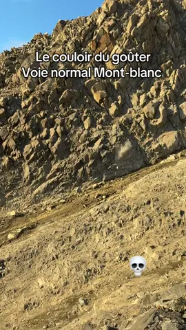 Le fameux passage du couloir du goûter aussi appelé « couloir de la mort » par la voie normal du mont-blanc #montblanc 