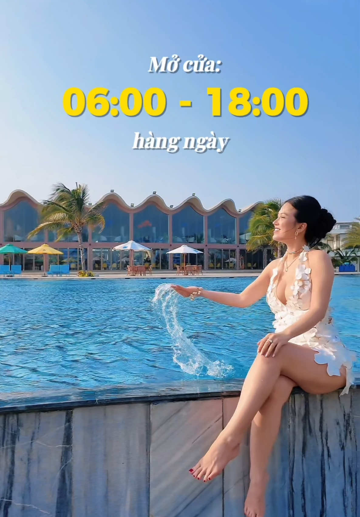Thả mình vào làn nước xanh, quên hết muộn phiền ngày nắng nóng cùng “Hồ bơi vô cực giáp biển lớn nhất Vũng Tàu #themaris #themarisvungtau #nghiduong #hoboivocuc #hoboi #xh 