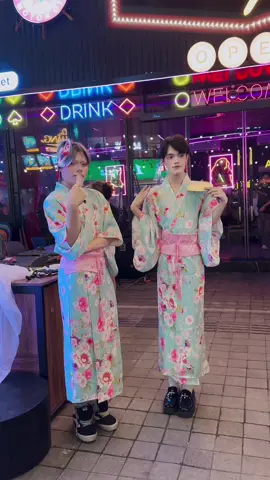 Yêu nhau chỉ toàn là niềm đau #hanoi  #sayhiquan  #89nguyenvantuyet  #quannhauvuive  #haucung @sayhiquan89 