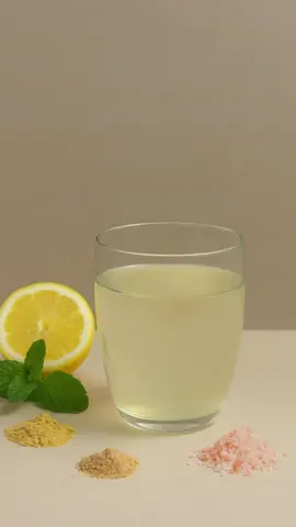 Try Pink Salt Trick for a clear, relaxed mind 🌿 Pink salt recipe step by step — my Clear Mind version for days when you feel a headache coming on. Step by step: 1️⃣ 250 ml warm water 2️⃣ juice of ½ lemon 3️⃣ pinch pink Himalayan salt 4️⃣ ¼ tsp ground ginger 5️⃣ 3–4 fresh peppermint leaves Why it works: ✨ Pink salt → minerals for hydration & electrolyte balance ✨ Ginger → supports circulation & relieves tension ✨ Peppermint → cooling effect & eases head discomfort ✨ Lemon → gentle refresh for digestion & energy ⚠️ Not medical advice. Always consult your health professional. 📖 More natural morning recipes like this in my book The Pink Salt Trick — link in bio 🌸 💬 Comment CLEAR for my Headache Relief Morning Routine PDF.