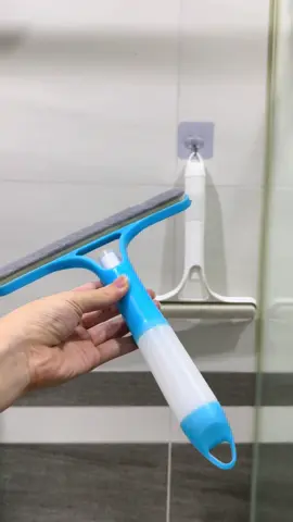 Cách lau gương sạch: cây lau kính 3 trong 1 kết hợp bình xịt kính, gạt nước sạch sẽ, gọn gàng, tiện lợi, vệ sinh dễ dàng. Bộ gạt kính công nghiệp, cây lau kính mini, cần lau kính, dụng cụ lau kính mặt ngoài trên cao #gatkinh #caygatkinh #laukinh #caylaukinh #vesinhnhacua