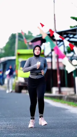 Jangan lupa lariii🫵🏻#fomo#Running#fypp 