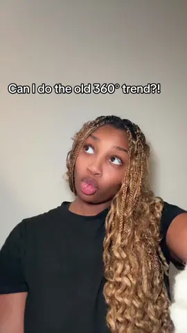 Bye a hair got stuck in my eye😭😭