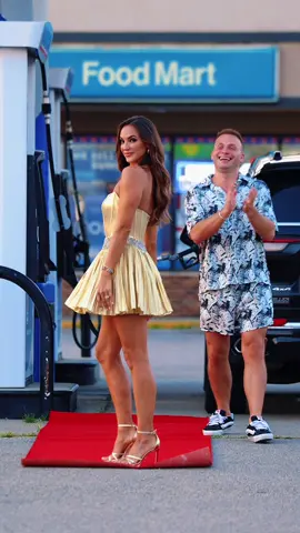 The most glamorous refuel ever⛽️  #RedCarpetBoy 