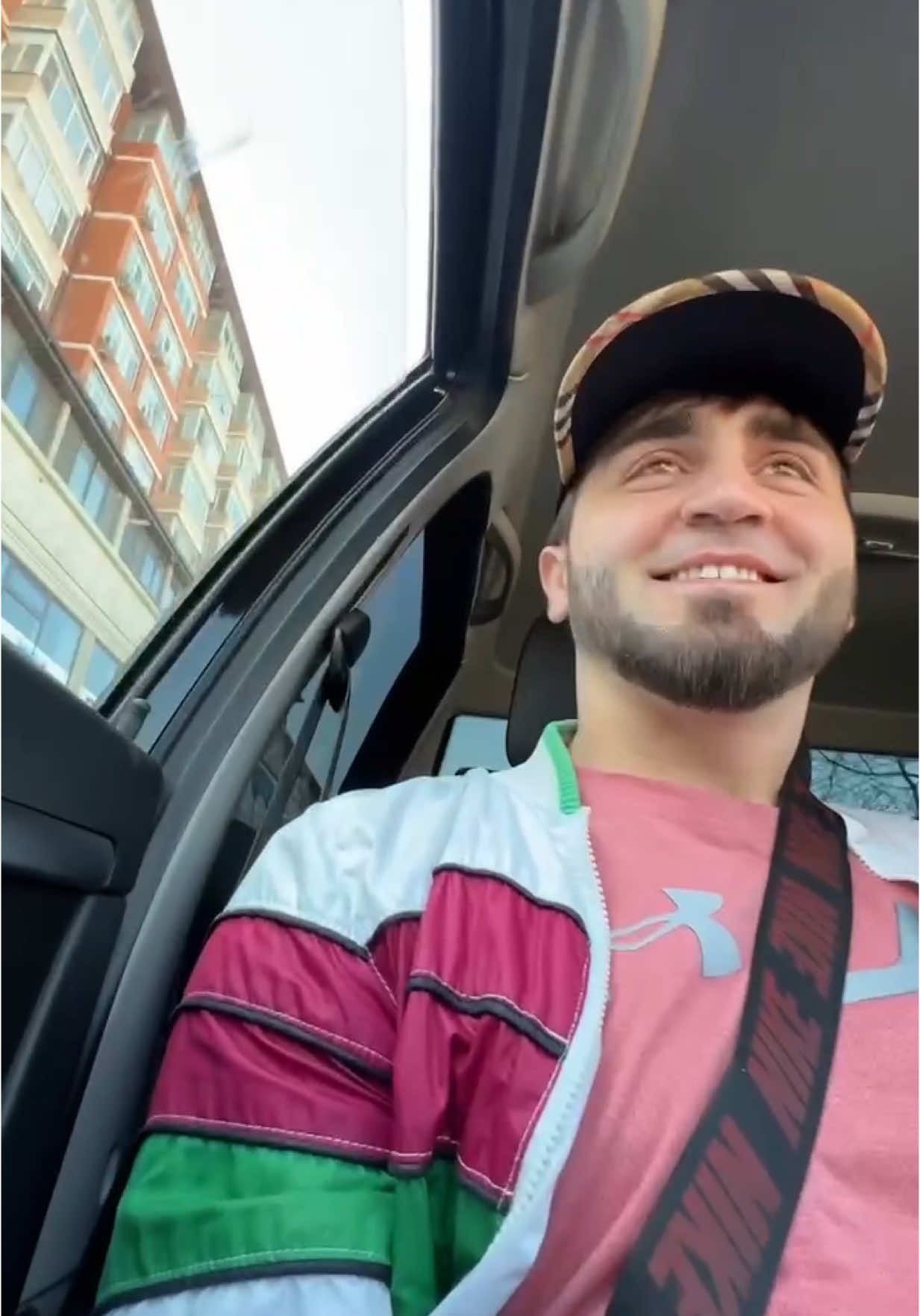 Гаджи Гаджиев на городе )) архив с братом #краснодар#махачкала#дагестан#гаджигаджиев#свободу