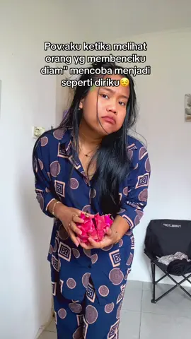 Mengagumi tapi gengsi untuk mengakui😌