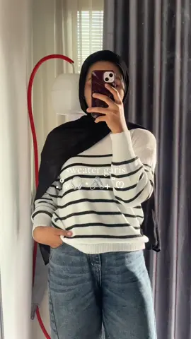 buat santai #ootdsimple #sweatergaris 