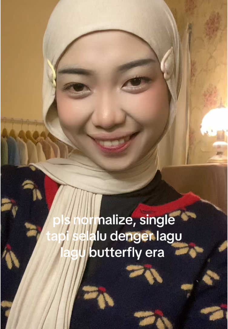 karna bkl menarik energi positif & happy, bisa buat manifesting jugak