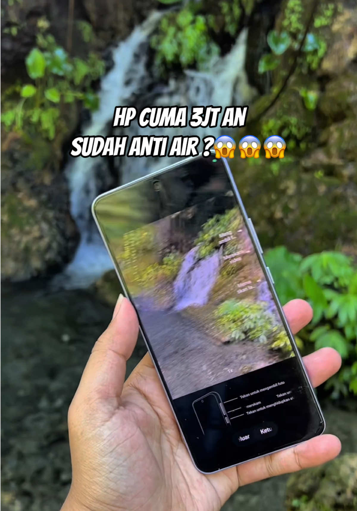 Hape 3 jta n sudah bisa buat menyelam nih 🌊🌊🌊🌊🌊 #gakhabishabis #gaskuy #gaskuy400 #vivoy400 #fypage @vivoofficialareaB @vivocampus Indonesia 