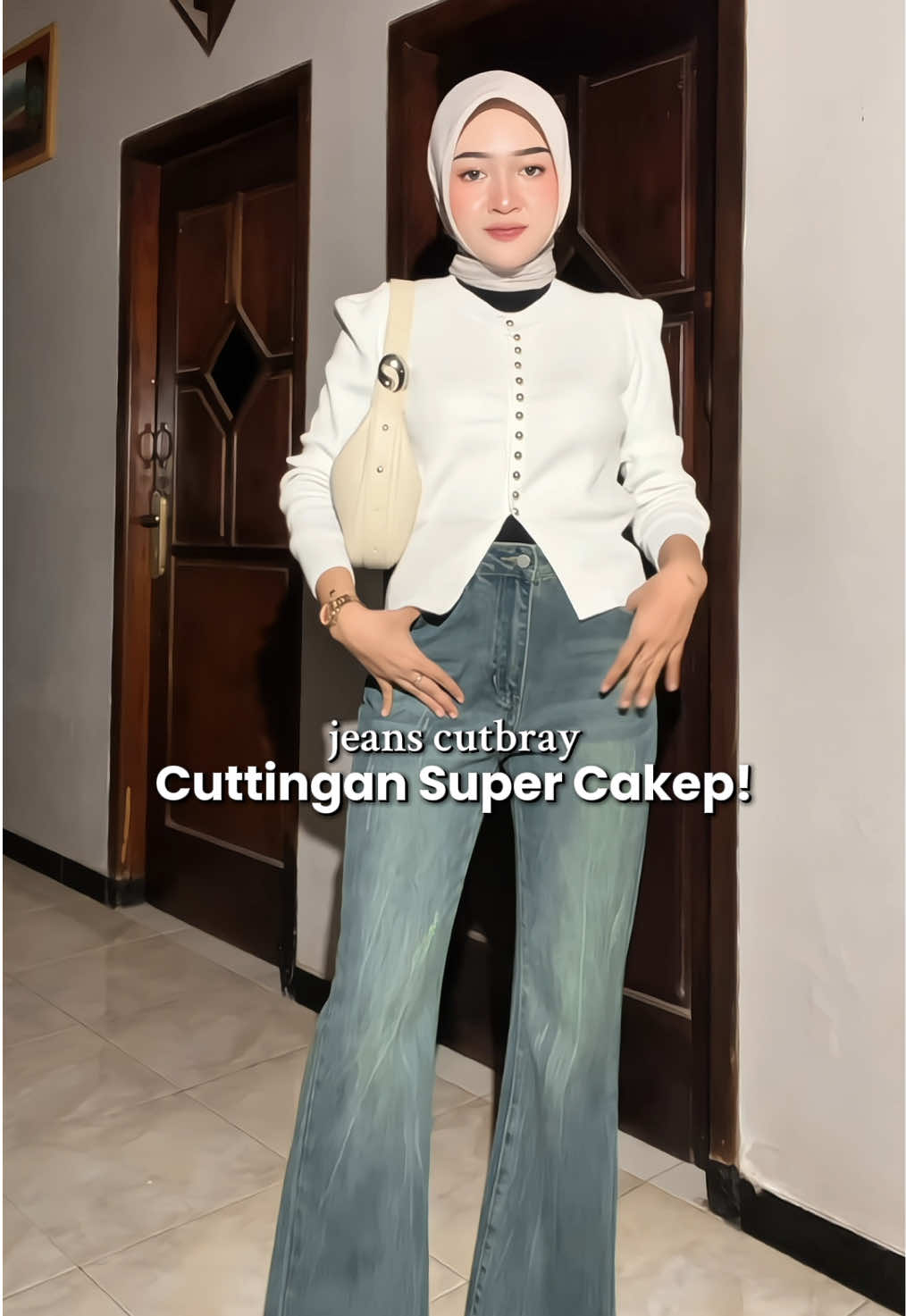 Membalas @Anggina cut bray jeans super cakep‼️ #outfitjeans #jeans #widelegjeans #jeanshighwaist #jeansoutfit #widelegjeans 