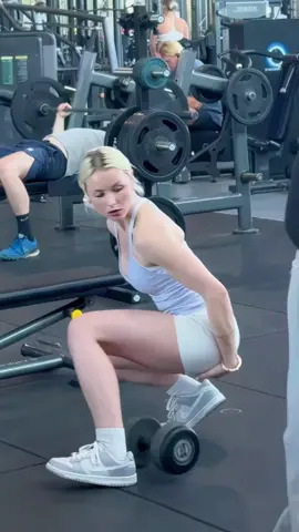 Gym prank. #fyp #fpyシ #tiktok #foryou #fory #laugh #funnymoment #funny #fun #laugh #haha 