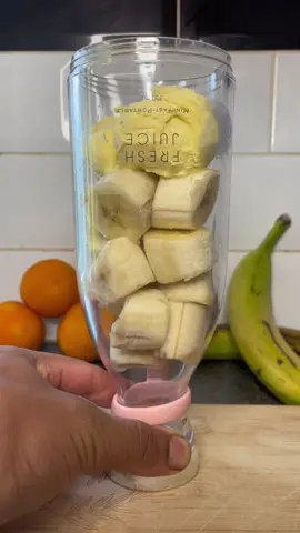 Fresh Banana milkshake 🍌🥤 #freshjuice #milkshake #smoothie #portableblender #miniblender #foryoupage #blenderbottle #fyp