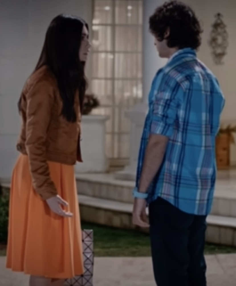 Mert’in çocuk olmadığını ispatlama çabasının verdiği rahatsızlık #medcezir #kesfet #fyp #keşfetbeniöneçıkar #hazarergüçlü #tanerölmez #keşfetteyiz #keşfetedüş 