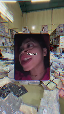 📦 paketan membludak! semua orang udah pada checkout, kamu kapan?😱🔥 alhamdulillah awal bulan yang baik, semoga tiap harinya ada lautan paket kaya gini😇❤️ bantu aamiin kan guyss🤩🤩  #paket #kontenpaket #orderannumpuk #membludak #fypage #racun #madamemalla #mallafashionofficial 