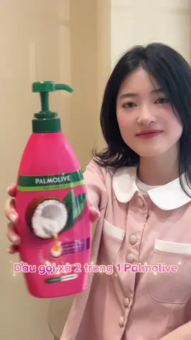 Đi làm mệt mỏi, về chỉ muốn… gội đầu và “xả” hết mọi mệt mỏi 🧖‍♀️Palmolive Dưỡng ẩm bổ sung – gội xong là thấy nhẹ người, nhẹ tóc, nhẹ mood #Haircare #daugoi #Palmolivenature #PalmoliveDuongambosung #Goclamdep #duongtoc #chamsoctoc #PalmoliveVietnam #tócthêmBỒNGBỀNH