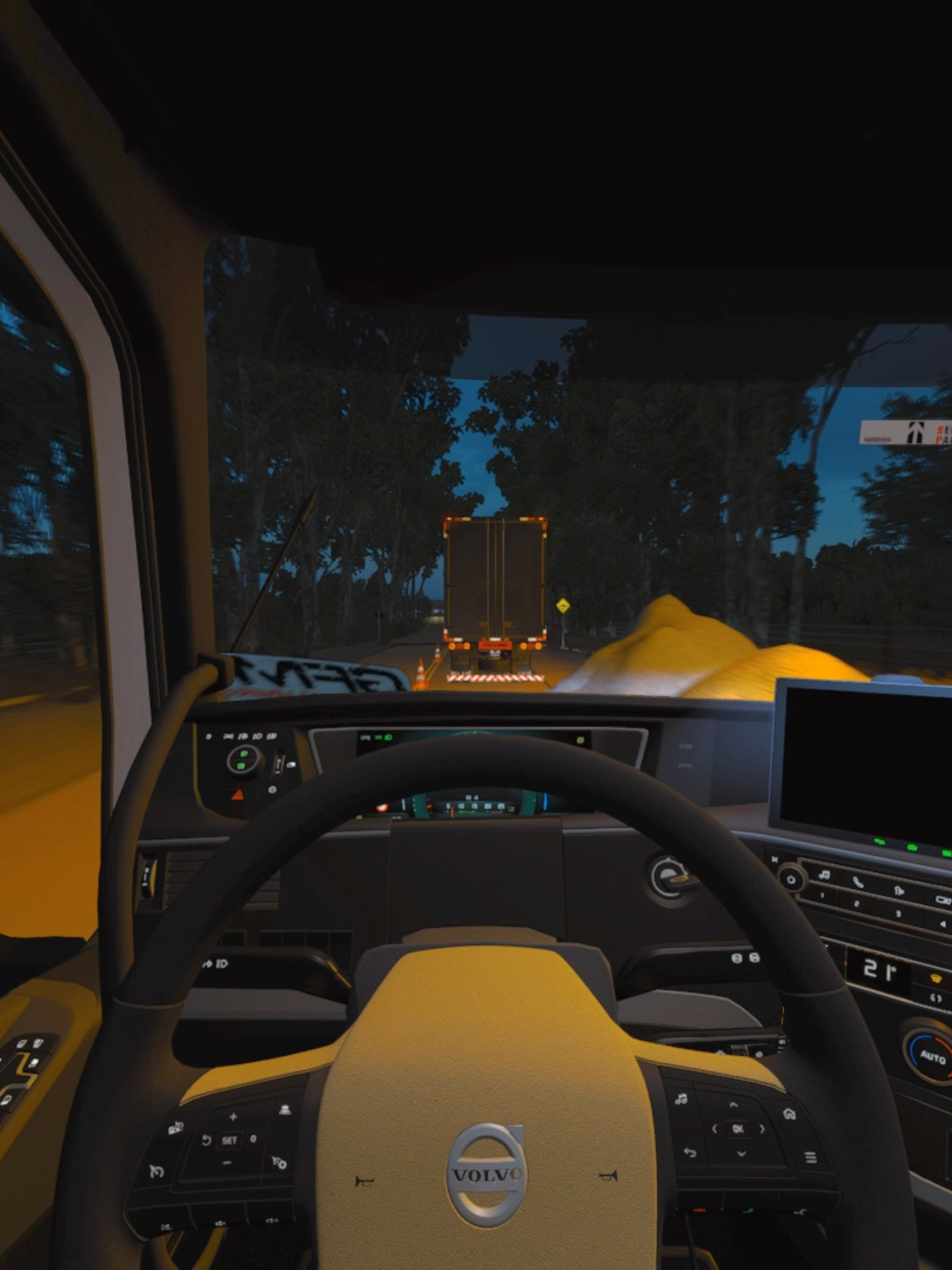 se não sair nois empurra😝 #caminhaopaixao #caminhaoparastatus #caminhaoqualificado #caminhaoqualificados #eurotrucksimulator2 #fyp