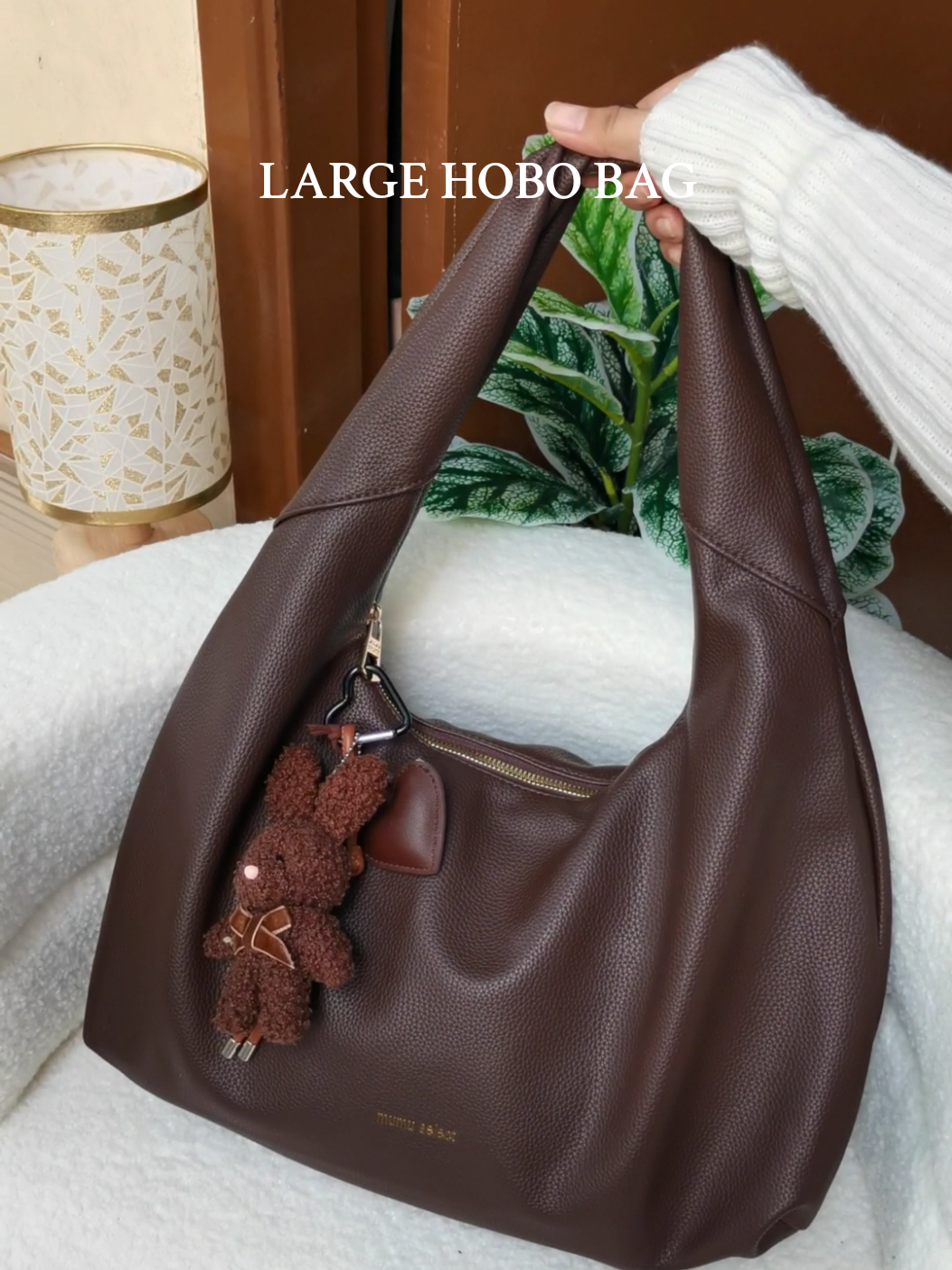 You need this gurl!! #hobobag #bagforwomen #shoulderbagforwomen #kilikilibag #universitybag #collegebag #officebag 