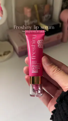 The secret to soft, glowy lips 👄 #freshinylipserum #lipglowing #lightenlipline #lipbalm #vitaminC #colorchanginglipserum 
