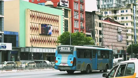 Rangoon > Yangon, always #misbahvibe #downtownvibes 