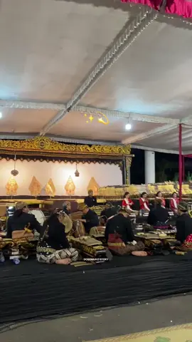 Priyagung kang Merbawani, Ki Ageng H Anom Suroto Lebdo Negara #kianomsuroto #kfc #wayangkulit #kesenianjawa 