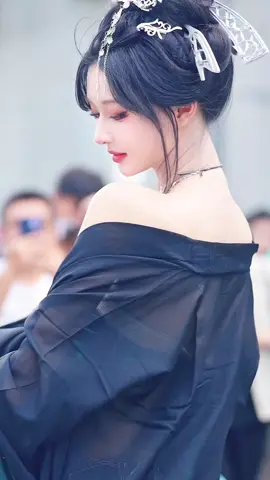 #cos #cosplay #douyin #girlsxinh 