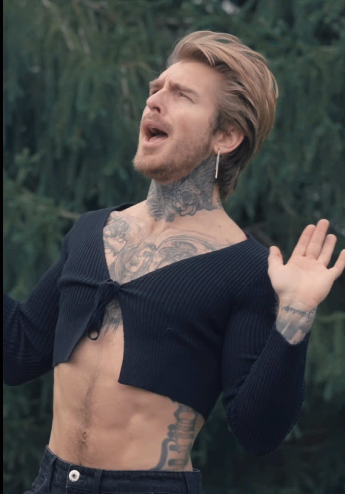 Grandma has the best tops in the game 🤣