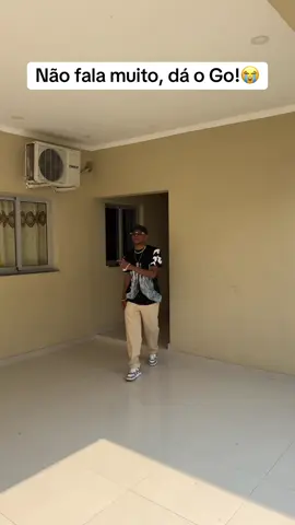 Nada melhor do que um vibe contagiante para o Sábado.😭#angola🇦🇴 #moçambique🇲🇿 #fyp #viral_video 🤌🏾
