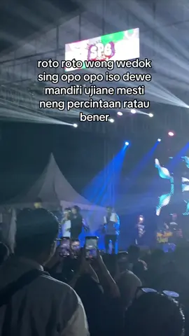 hehe @AFTERSHINE OFFICIAL @GUYONWATONOFFICIAL @JonoJoniOfficial  #aftershine #guyonwaton #mrjonojoni #singphoriapekalongan 