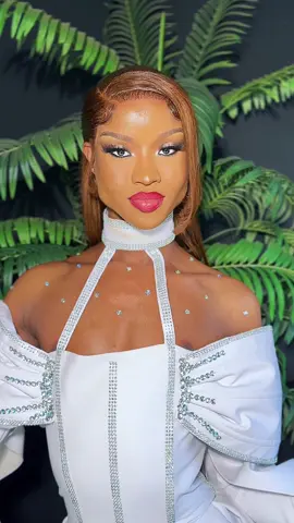 Makeup: @SimsCelestemakeup🫦💄.  Outfit: @h___________444.4  Hair: @Touched by Neilwe  #foryou #paballom #tyla #mrmedia #lgbt #zeenation #transformation 