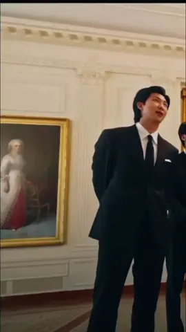 Bapak namjoon yang terhormat💞💞💞💞I love you❤❤..  #kimnamjoon#namjoon#RM#namjoonie🐨#namjoonie#btsarmy#btsxarmy 