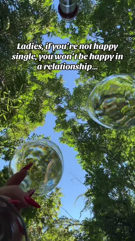 Ladies, remember, happiness comes from having baddie friends who support you, not men who still don’t understand why they should buy flowers or give you compliments #fyp #girls #girlssupportgirls #justforfun #womensupportingwomen #tea #Lifestyle 