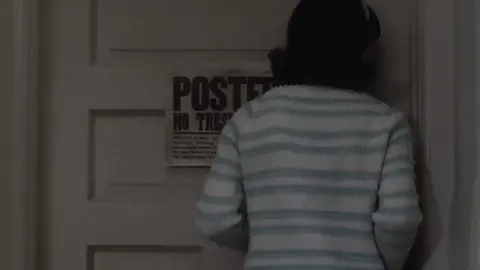 i give up with intro text #girlinterrupted#girlinterruptededit#winonaryder#brittanymurphy#angelinajolie#daisyrandone#susannakaysen#lisarowe#fyp#rinasvrc scp: @vkscenes ac: @buket ♬.ᐟ 