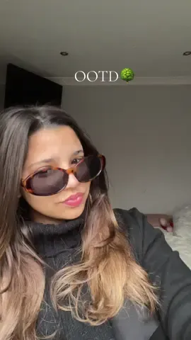Fit check #fyp #makemefamous #fitcheck #OOTD #virał #winterfit #TikTokFashion 
