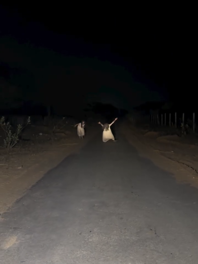 The Witches On Road . 🧟‍♀️  #churail #chudail #Witch #witches #hauntedroad #horror 