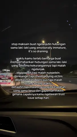 percaya deh, ngasih kesempatan buat orang baru ga seburuk itu kok☺️