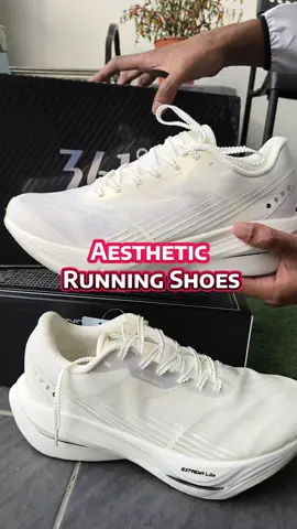 RACING SHOE by 361°  Model : FURIOUS ET SANGAT RINGAN. MMG SPEC RACING. Tp mesra shj utk yg bru nak berjinak buat speedwork, n nak tingkatkan performance larian. Harga sgt murah utk racing shoes. Boleh dptkan segera guyss. 🏃🏃💯✅ #361degrees #361furious  #racingshoes #shoereview  #runningshoes #runner 