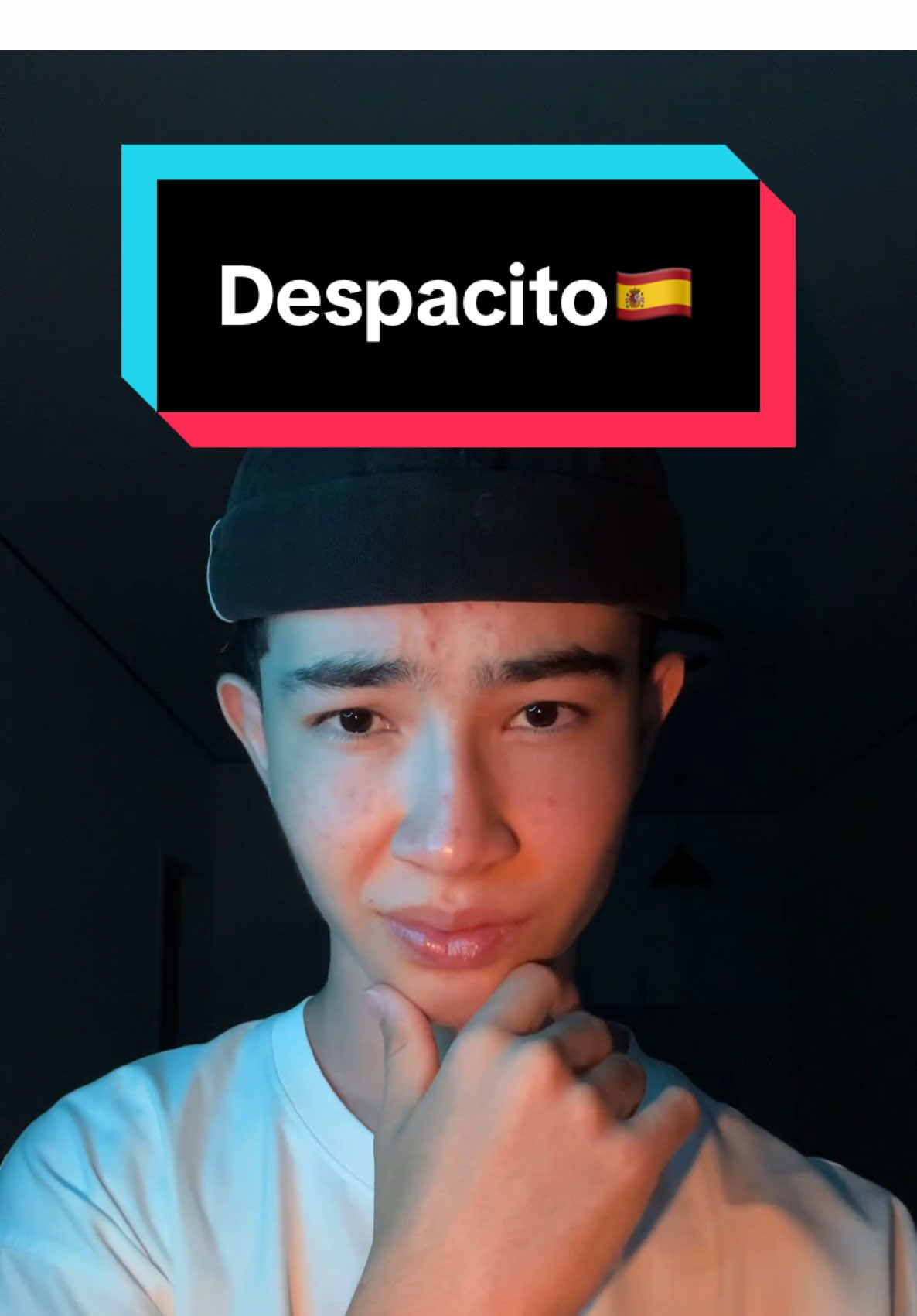 Don't judge the pronunciation too harshly)                                   #despacito #luisfonsi #daddyyankee #cover #elyarizz #spanishsong #fyp @Luis Fonsi 