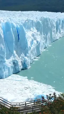 #nature #collapse #icemountain #meltingice #glacier #argentina 