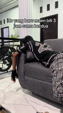 demi bili